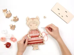 Sozo Stem Toys|Hammer / Lace^Dress-Up Doll Weaving Kit - Fox