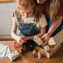 The Little Potion Co Magic Potion Kits|Age 9 & 10^Enchanted Garden - MINDFUL Potion Kit