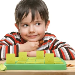 FRED Games|Age 5 & 6^Match Up Memory Snack Tray Game