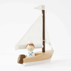 Le Toy Van Age 4|Age 3^Sailing Boat & Captain