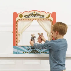 Le Toy Van Age 5 & 6|Age 4^Tabletop Puppet Theatre